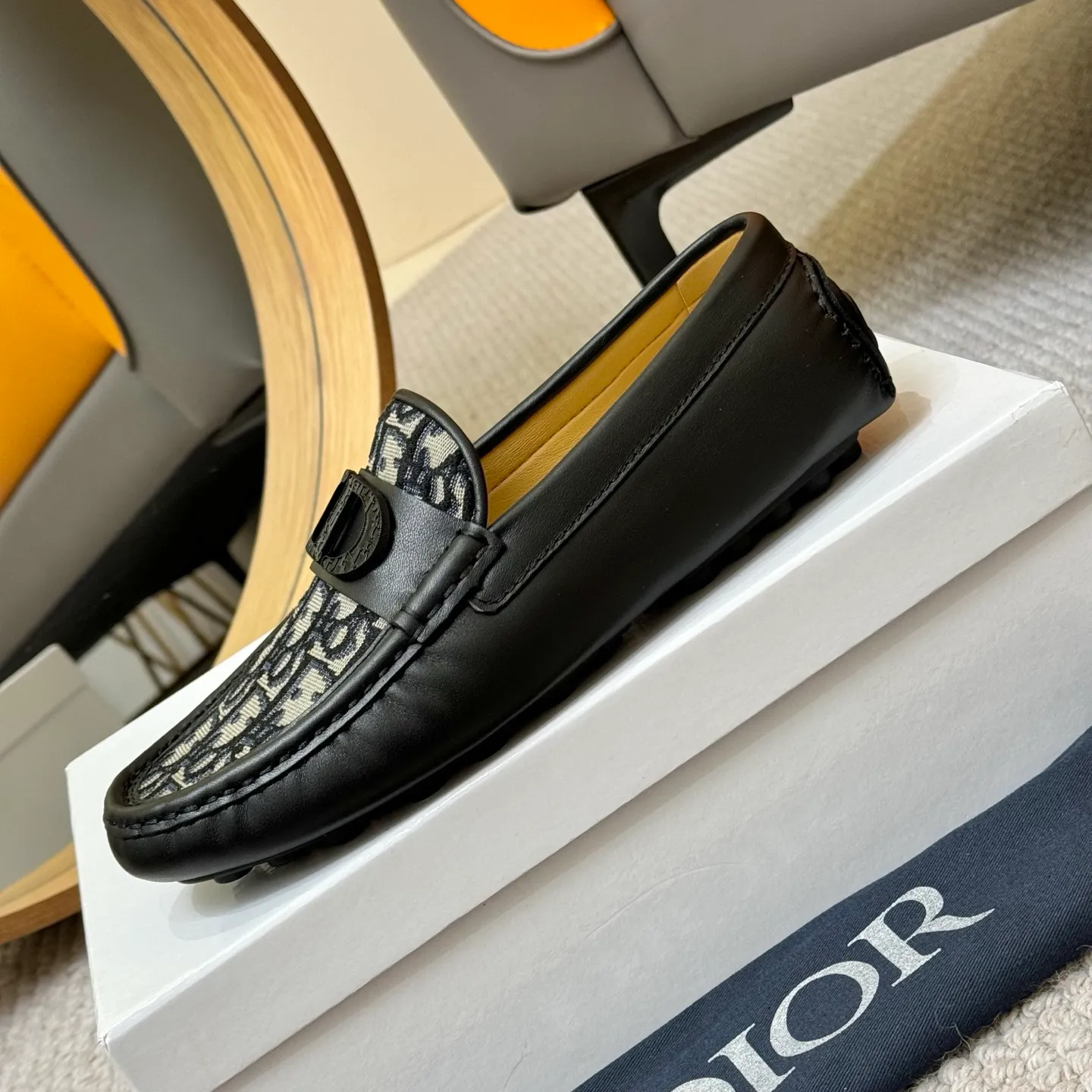 Men's clothing and shoes 💰420! (Yangli) Quality DIOR [Dior’s latest arrival] real auction hot-selling Doudou shoes 🔍DIOR) new Doudou shoes 👍Belgian designer Martin Margiela serves as Gucci shoe designer y full of charm, luxury style gentleman upper: imported cowhide, lining with spring sweat-absorbent first-layer sheepskin. Outsole Brand outsole, the last stitching on the bottom will never come off; equipped with classic Gucci exquisite hardware C D buckle💋The whole pair of shoes is fashionable and casual without losing high-end style; standard 38-46